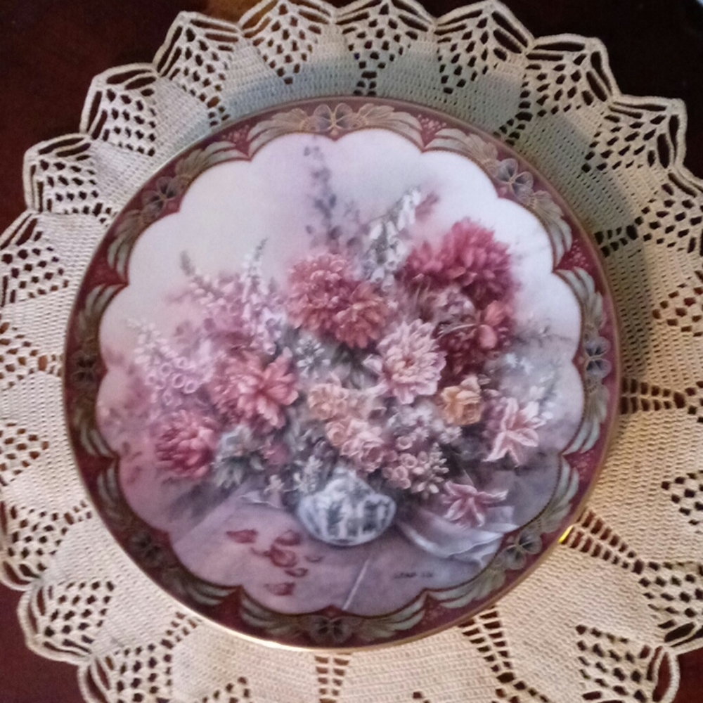 Lena Liu Decorative Plate